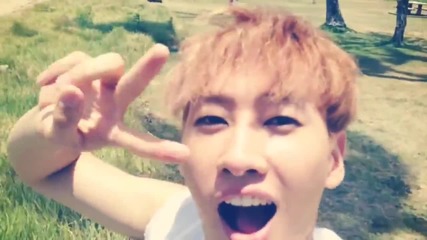 ## Super Junior Memory in Hawaii clip 2 directed by Eunhyuk ##