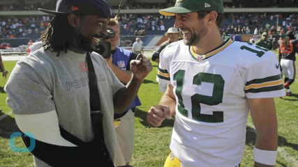Aaron Rodgers Shows Off His Sword-Fighting Skills