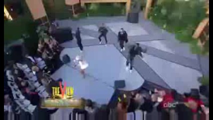 Lady Gaga Live The View (just Dance)
