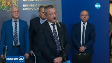 Валери Симеонов иска отпадане на класовете за прослужено време