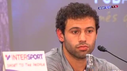 Fcbarcelona - El primer dia de Mascherano com a Blaugrana 2010 