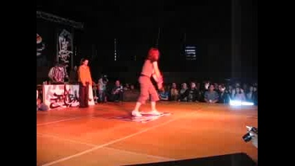Break Dance B - Garl