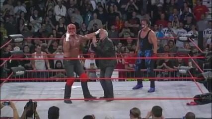 Hulk Hogan Atomic Punches Eric Bischoff