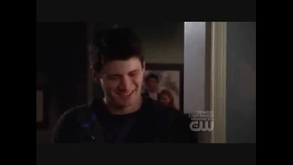 Oth 6.01 Haley and Jamie dance then Nathan walkes in 