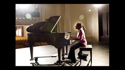 Naturi Naughton - Out here on my own