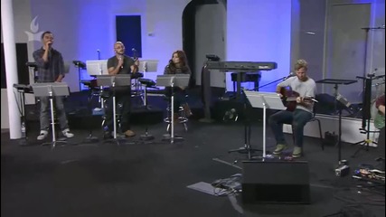 Misty Edwards & Lauren Holmes - Please Be Still Oh My Soul