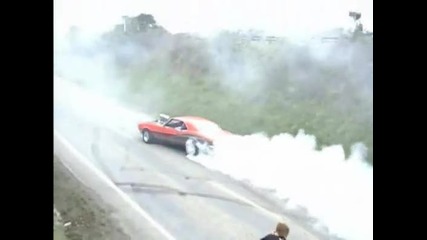 Camaro burnout