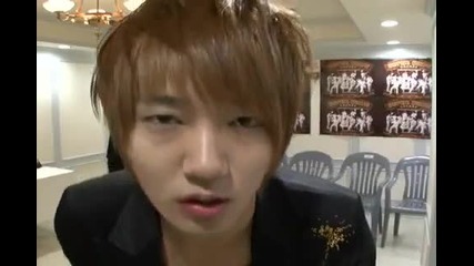 Yesung is looking at you.