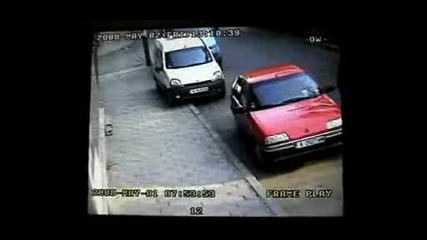 Общински съветник от Атака отмъква в - к Под лупа