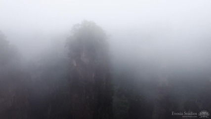 Между Рая и Земята - Zhangjiajie, Китай
