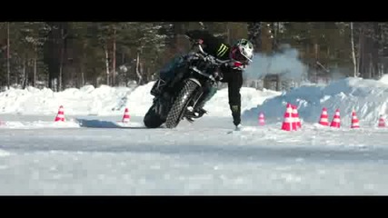 Ice Drifting Motorbike - Jorian Ponomareff