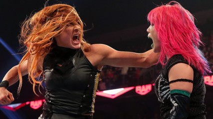 Becky Lynch vs. Asuka – Raw Women’s Title Match: Raw, Feb. 10, 2020