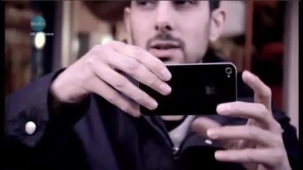 Dynamo twists apple iphone around in half.