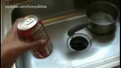 Funny prank - Exploding can (шега гърмяща кутийка) 