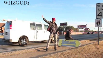 Луд дъбстеп + Луди хора = Това видео !!
