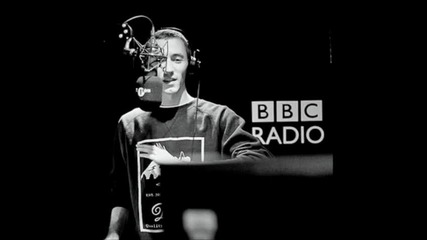 benji b - bbc radio1 (review of the year part 2) 12-15-2011