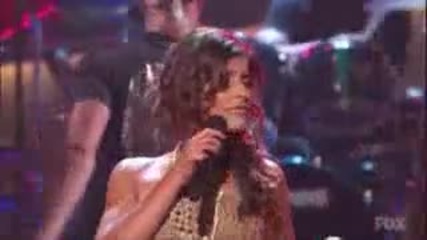 Nelly Furtado ft. Timbaland - Promiscuous Girl (live) 