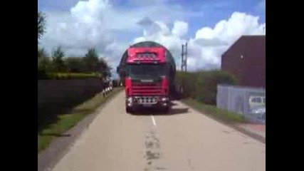 Scania s izvungabariten tovar