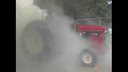 трактора пали адски гумите 