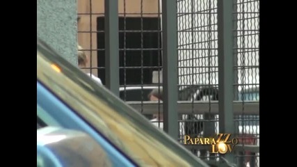 Natasa Bekvalac sa dusekom kroz crveno svetlo - Paparazzo lov - (Tv Pink)