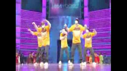Jabbawockeez Performance Qko