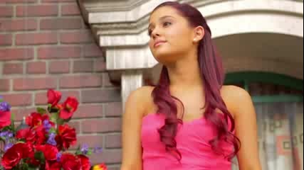 Ariana Grande - Put Your Hearts Up