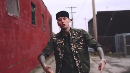 2013 Machine Gun Kelly - Breaking News (official video) + Превод