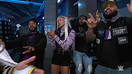 King Woods knights Kofi Kingston: SmackDown, Oct. 29, 2021