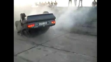 Bmw Се Обръща