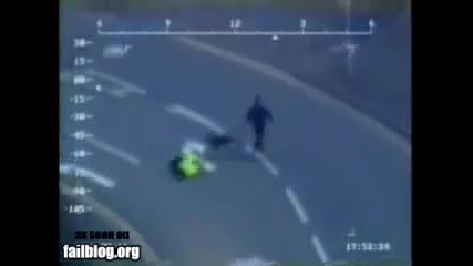 Полицейското куче откачи 