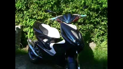 Yamaha Aerox 