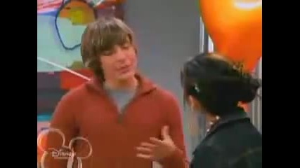 Zac Efron in Suite Life Of Zac and Cody 