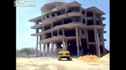 Срутване на сграда в Египет с фатален край