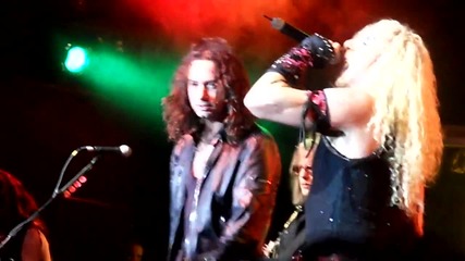 Twisted Sister - Ill Be Home For Christmas : Constantine Maroulis / Nokia Theatre 