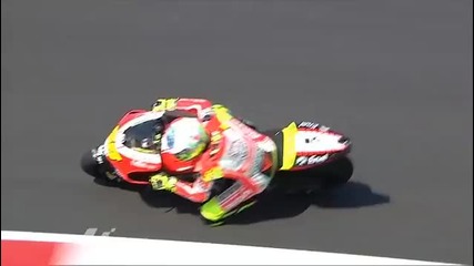 Valentino Rossi debuts 2011 Mugello helmet design