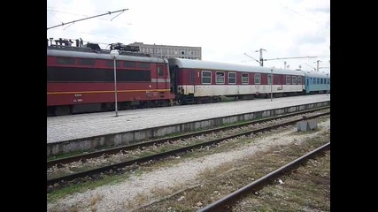Бвзр *златни пясъци* пристига на гара Варна на чело с 44 103 