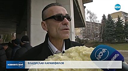 Стотици на поклонението пред убития бизнесмен Петър Христов