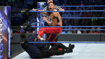 Shinsuke Nakamura vs. The Singh Brothers: 1-on-2 Handicap Match: SmackDown LIVE, Aug. 22, 2017