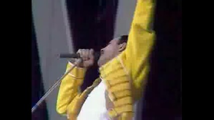Live At Wembley - Part 01