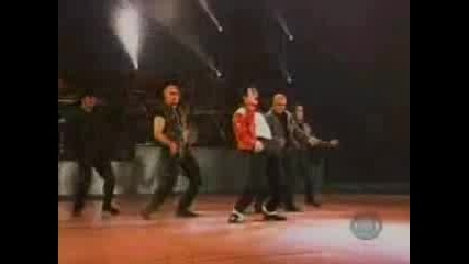 Никой Не Танцува Като Michael Jackson 