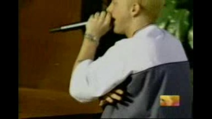 Dr. Dre f. Eminem & Xzibit - What`s The Difference Live