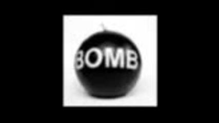 Robert M and Dirty Rush - Super Bomb (waveshock Synth Bomb! Remix)