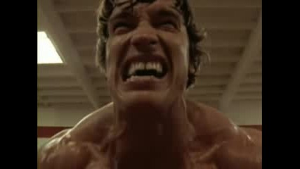 Arnold Schwarzenegger Тренира