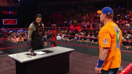 ¡Palabras ya casi queda en golpe entre Roman Reigns y John Cena! En Espanol: 31 de agosto
