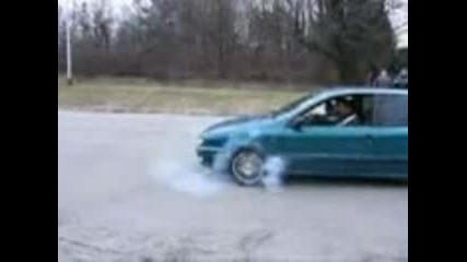 Fiat Bravo 1.6 16V - burnout