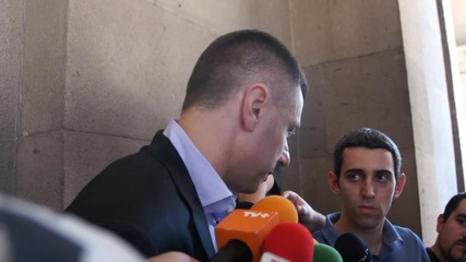 Стойчев обявява бъдещето си на пресконференция днес