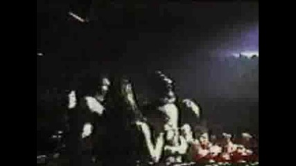 Nirvana Stage Fight live