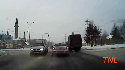 Русия - автомобилни катастрофи януари 2013