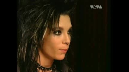 Bill Kaulitz smiles 