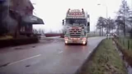 scania V8 